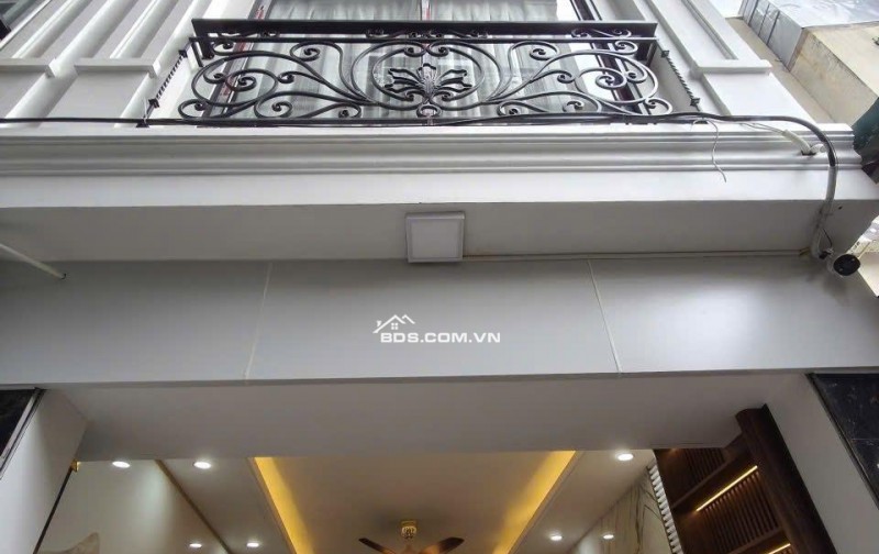 SỐC! CCMN PHÚ DIỄN - GẦN CẦU GIẤY - 10 CĂN FULL NỘI THẤT -  THANG MÁY - NHIỀU TIỆN ÍCH XUNG QUANH.